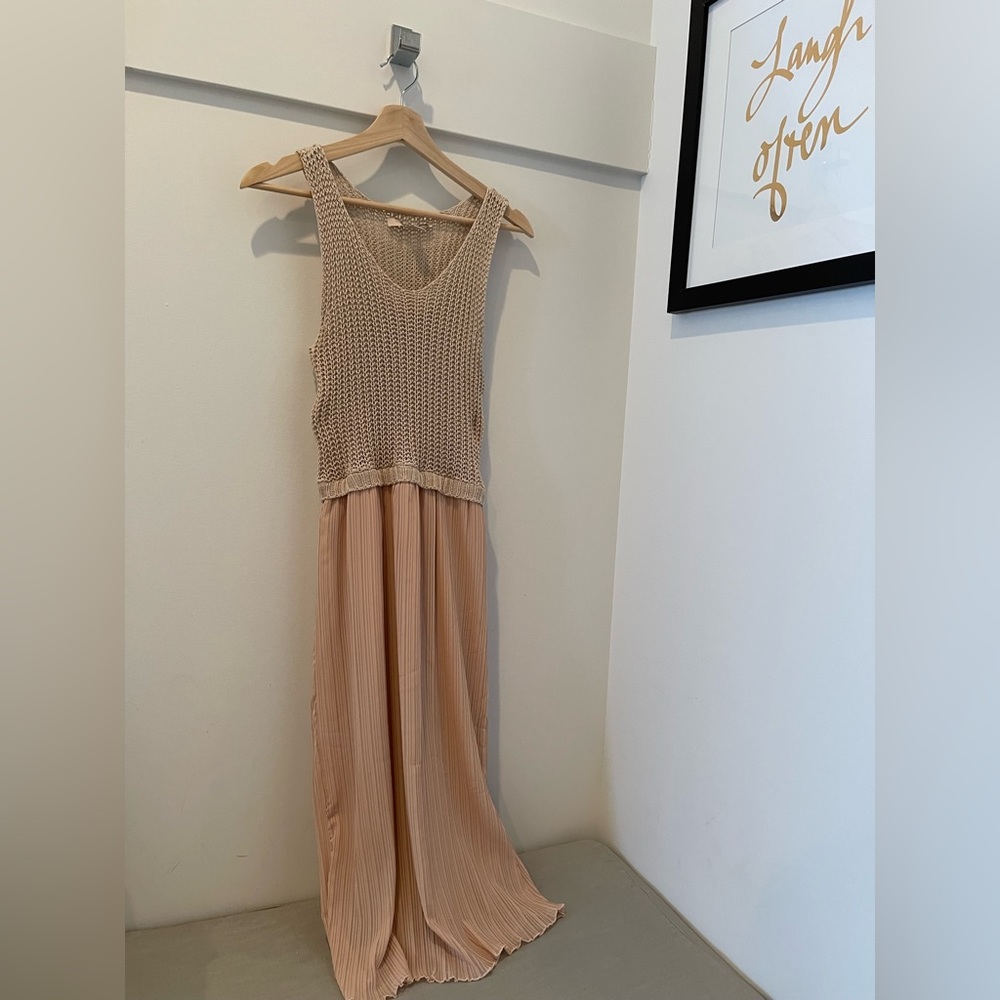 Sweater skirt maxi dress in beige and blush size S
